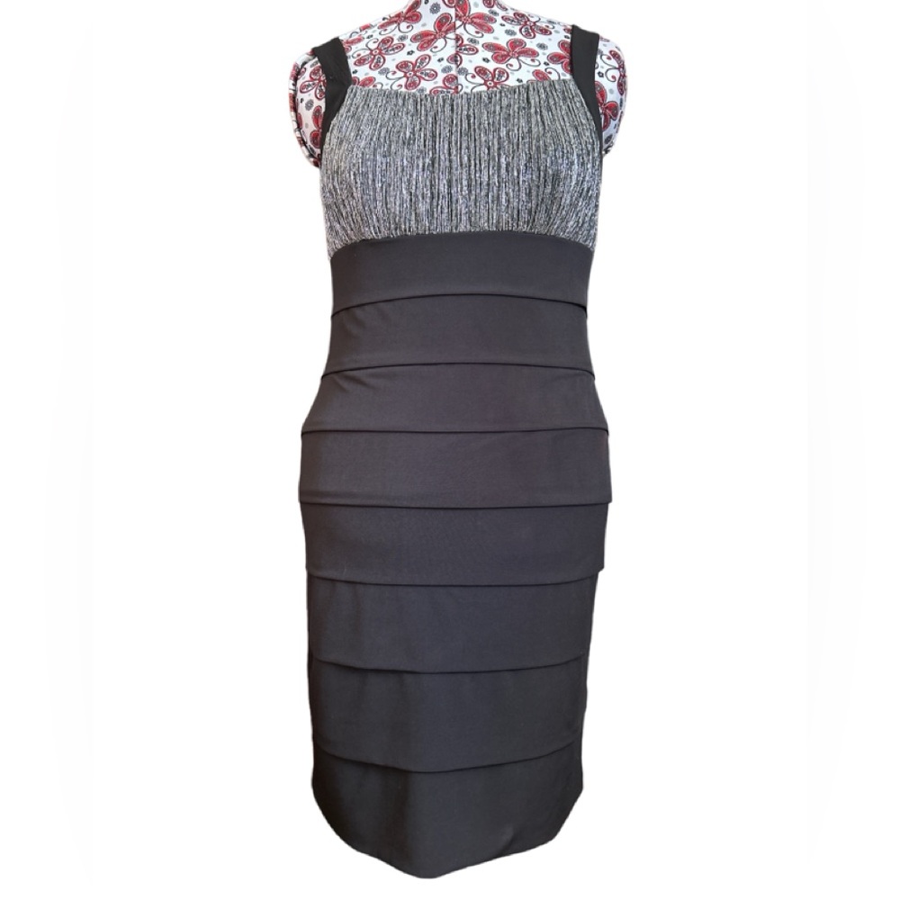 EnFocus Studio Sleeveless Ruffled Metallic Bodycon Midi Dress Size 12